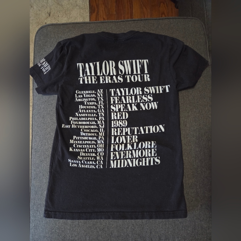 Taylor Swift Eras Tour Offical Merch - Picture 2 of 5